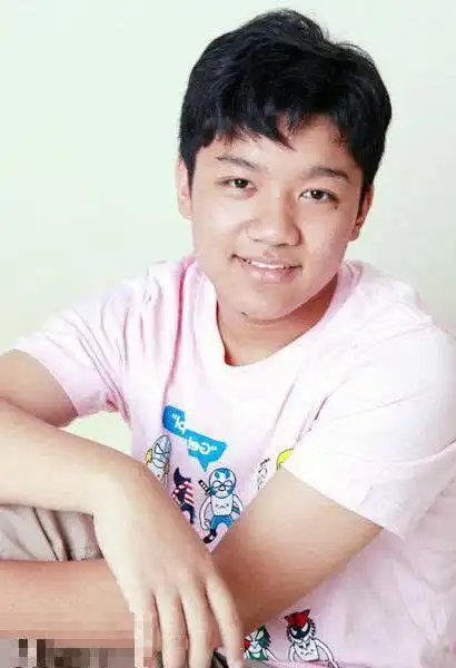 杨紫和尤浩然在家有儿女之前就曾合作过网友还真没注意到