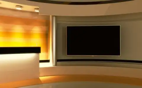 完美的背景打破新闻电视锚工作室人记者播音员主持人微笑电视演播室.