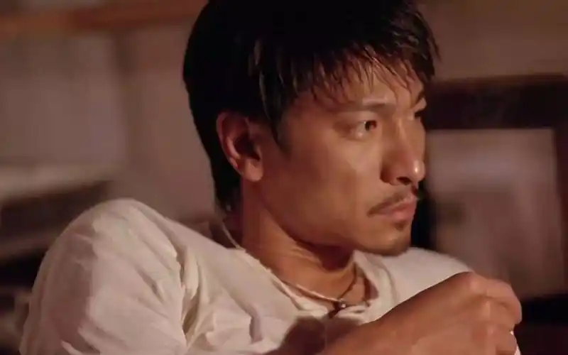 阿虎:刘德华第100部电影,当时的颜值逆天,女主出场惊艳所有人