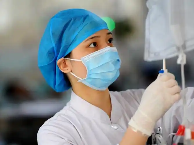 护士退休年龄最新规定香港延长医护雇用期至65岁