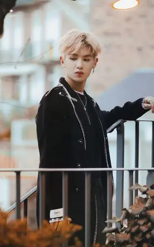 [justin][新闻]190319 17岁少年未来可期 justin获最具潜力商业价值