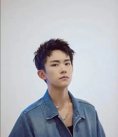 这3位男明星的长相,是"帅气的小狼",又帅又野