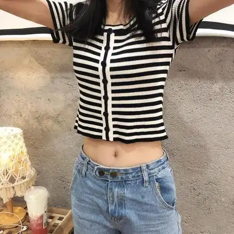 人几乎都不会刻意触碰肚脐,担心会造成伤害或者引起肚子疼痛的现象