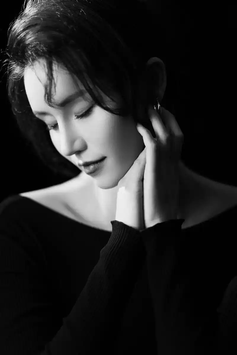 黑白系 #肖像写真 #上海写真  - 抖音