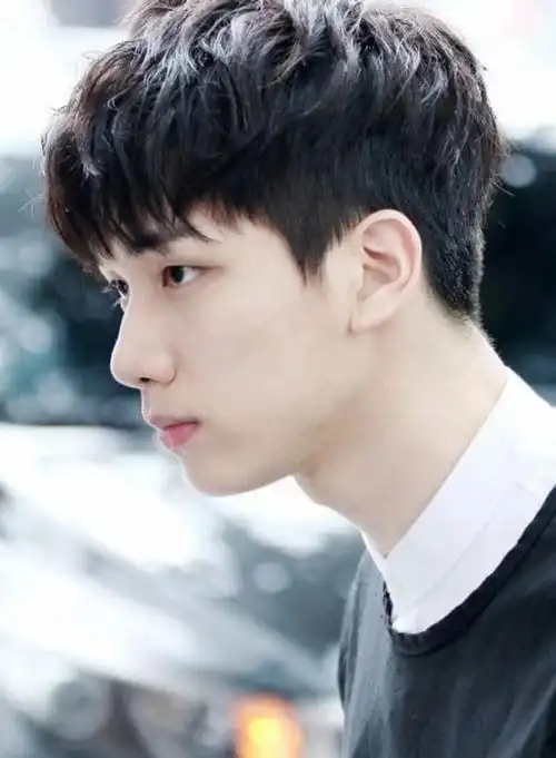 男生烫什么发型好看(韩剧出镜率最高的5种男士卷发)