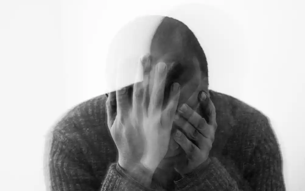 中年男人的崩溃瞬间:奋斗20年 败给了一包零食