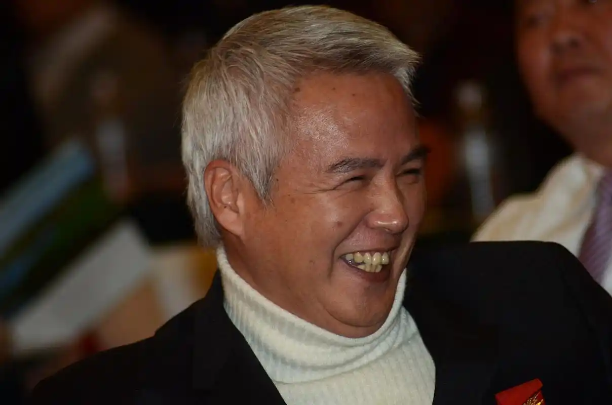 17 亿房产解封,张庭丈夫林瑞阳发视频回应此事,表示案子终于结束了,是