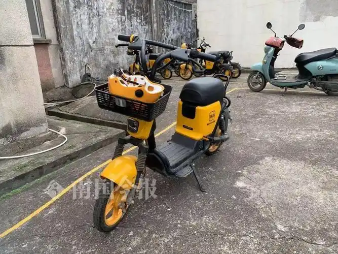 柳州街头现"共享电动车",网友赞方便!记者调查却发现…,原来是因为