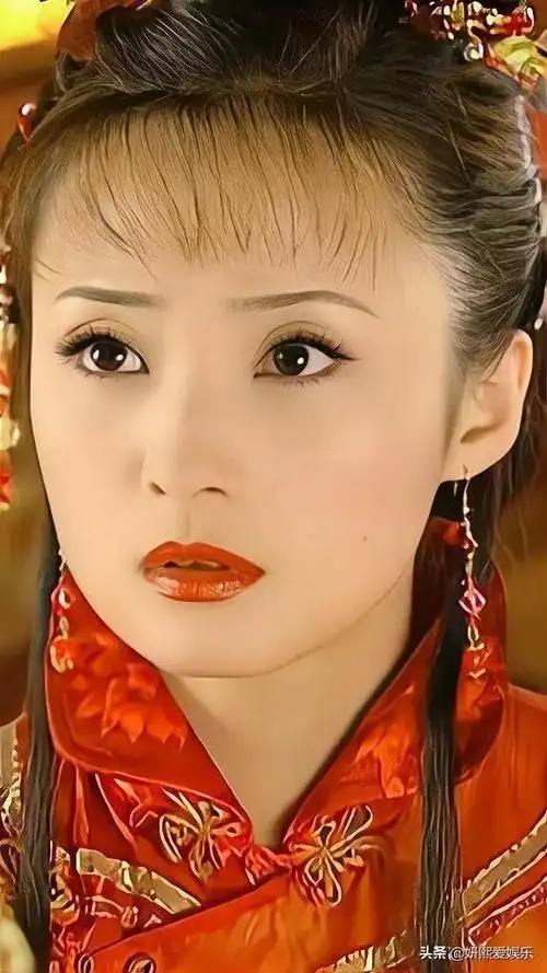 古装美女蒋勤勤温婉水灵美若仙女