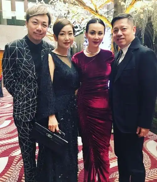 男友入狱给她留百亿,她苦等15年不嫁,却送前夫儿子上亿豪宅