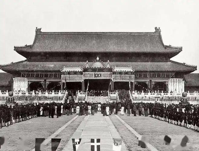 故宫博物院光影百年故宫老照片特展