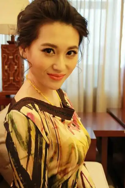 号,《泽东三兄弟》里毛泽民的妻子钱希均,《飞哥大英雄》里的"邢亚萍"