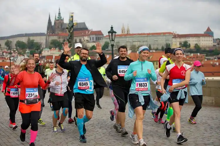 马拉松——布拉格马拉松赛况