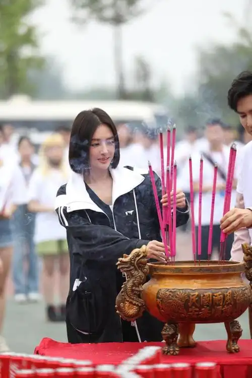 钟汉良秦岚新剧演情侣##钟汉良秦岚终于合作了