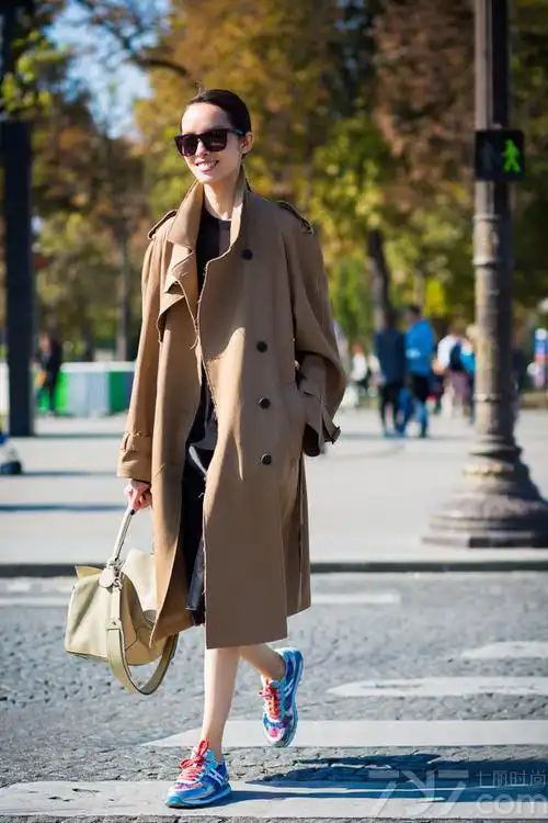 风衣怎么搭配女士,风衣怎么搭配女生,休闲风衣怎么搭配女