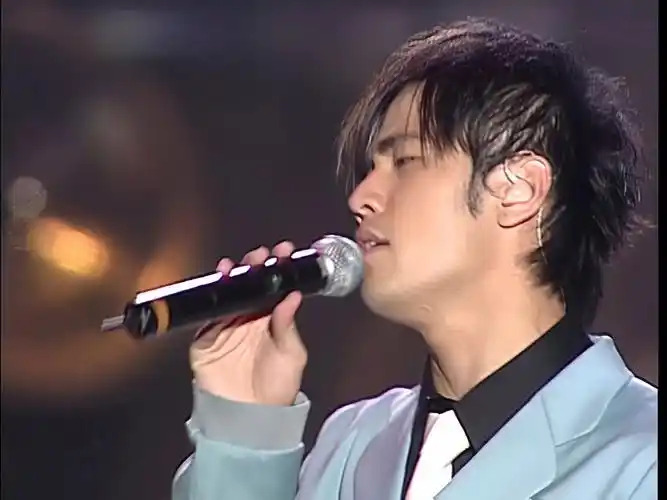 【4k最高画质修复】周杰伦2004无与伦比演唱会