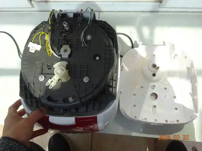 福库电饭锅维修—提示锅盖未合上故障_盖子_手柄_传感器