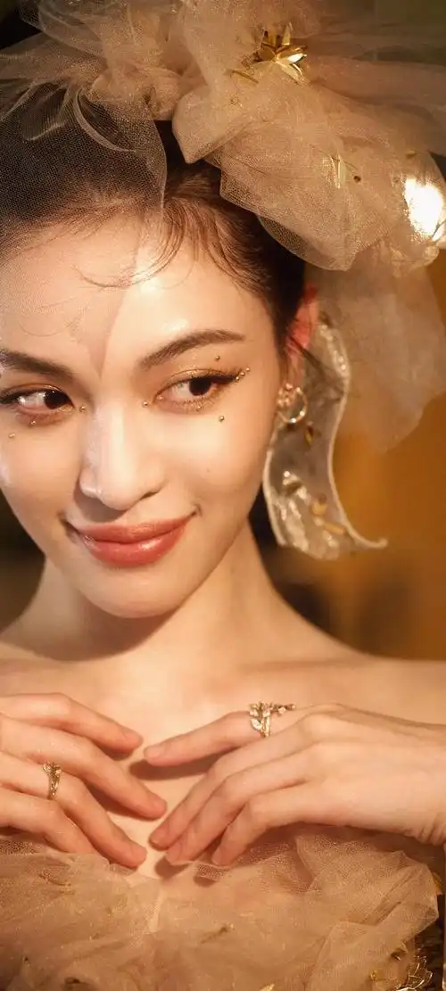 美女系列壁纸498—钟楚曦,你喜欢她吗