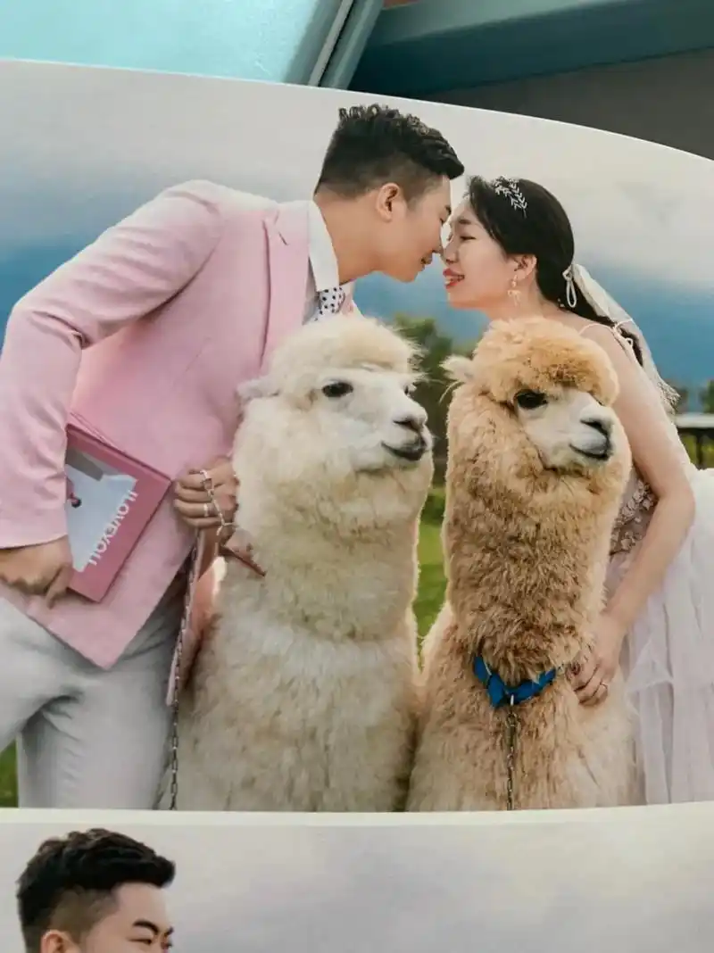 最好的爱情是一起奔向更好的未来 !#最美的纪念 ;#始于初 - 抖音