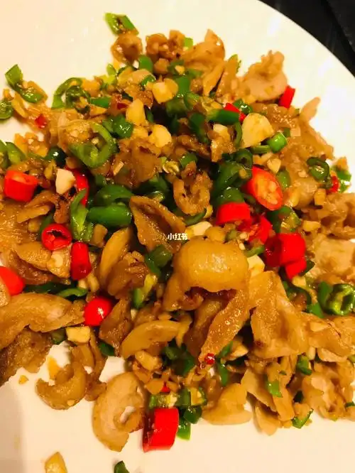 萝卜干炒油渣梅干菜鸡爪