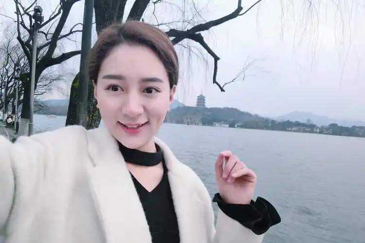 真实美女生活照