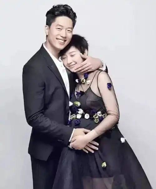 他曾遇婚变被骂出轨渣男,万人唾弃,45岁时却让宋丹丹肃然起敬!