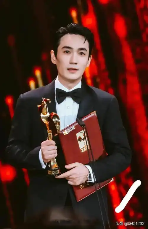 男艺人排名,王星越19陈星旭第9刘学义第3,肖战第2酷盖|杨洋|女明星