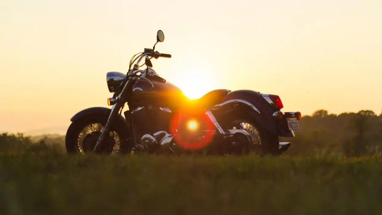 酷炫拉风的摩托车壁纸