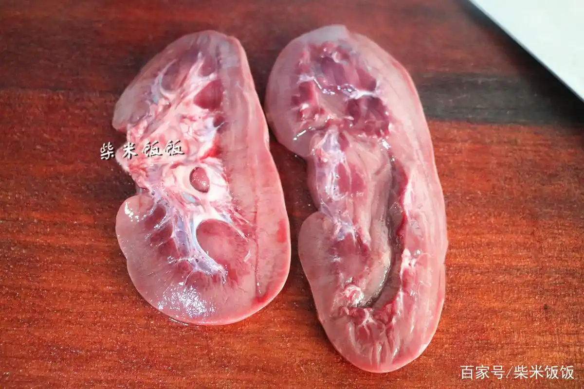猪腰子这样处理,没有腥骚味,加入这两种食材,更鲜香!