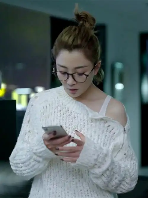 9368#正青春殷桃林睿同款白色破洞镂空毛衣女针织衫套头上衣新品 - 17