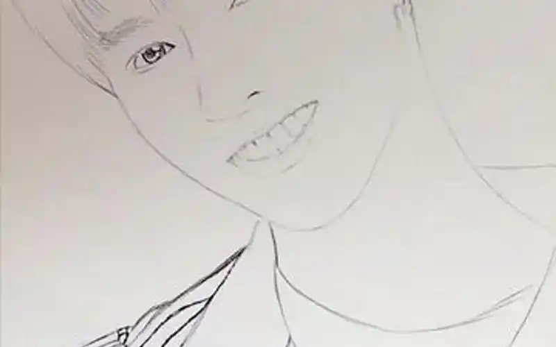 今日彩铅:朱正廷!那么今天的问题是!七夕节你们跟谁过?有没有约的哈哈