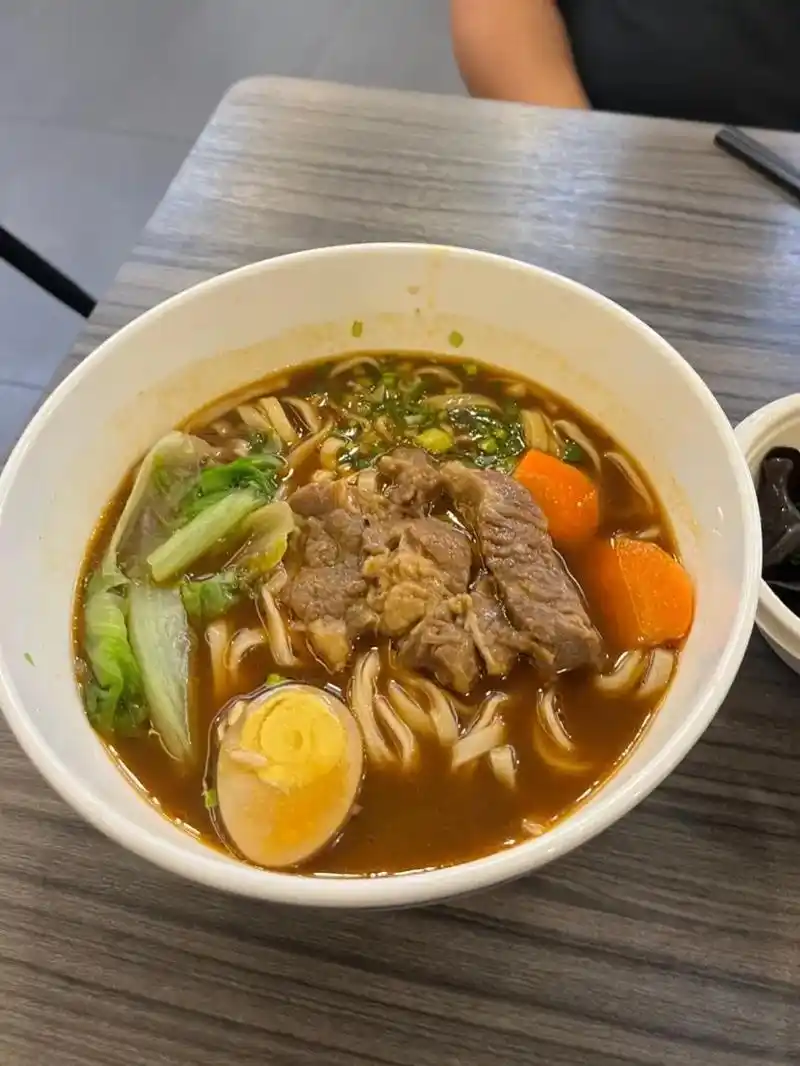 75的康师傅牛肉面和2.5的康师傅牛肉面一个味道 - 抖音