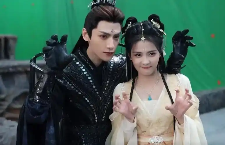 网友评出上半年烂剧之王罗云熙张译上榜后浪缺席引争议