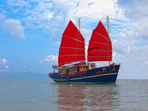 【欢乐泰国行】红男爵号复古红帆船巡航之旅午餐自助or晚餐自助(苏梅