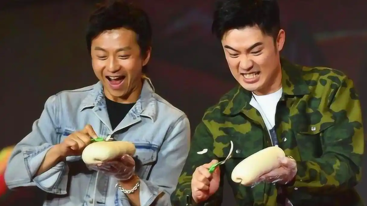 真挚友情,邓超给陈赫的特别生日祝福:生日快瘦!