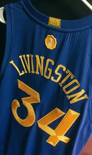 nba金州勇士圣诞大战的圣诞球衣!