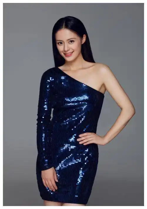 原创王力可出道15年作品不断绝对是拼命三郎但人气一直不佳