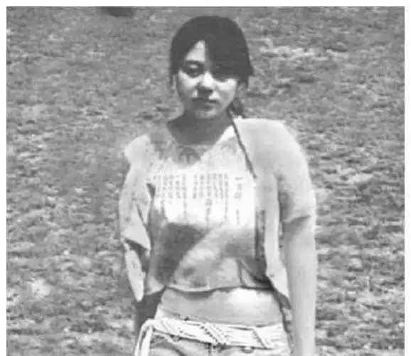 美女死刑犯毕丽梅,枪决后不死,遭二次行刑,背后真相是什么?_网易订阅