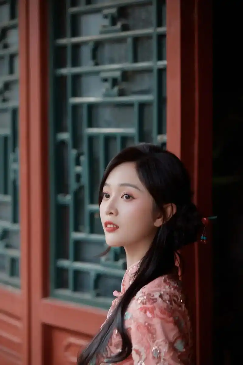 东方雅韵,曼妙多姿,旗袍宣仪好好看吖#吴宣仪最美中国戏 #最 - 抖音