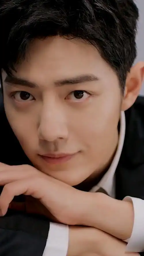 肖战#新鲜的肖战来啦,太帅了