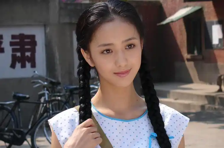 2010年陈思诚正在筹备自己自编自导自演的电视剧《北京爱情故事》.