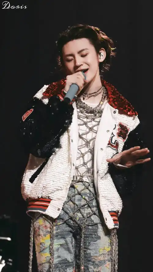 小鬼王琳凯成都演唱会