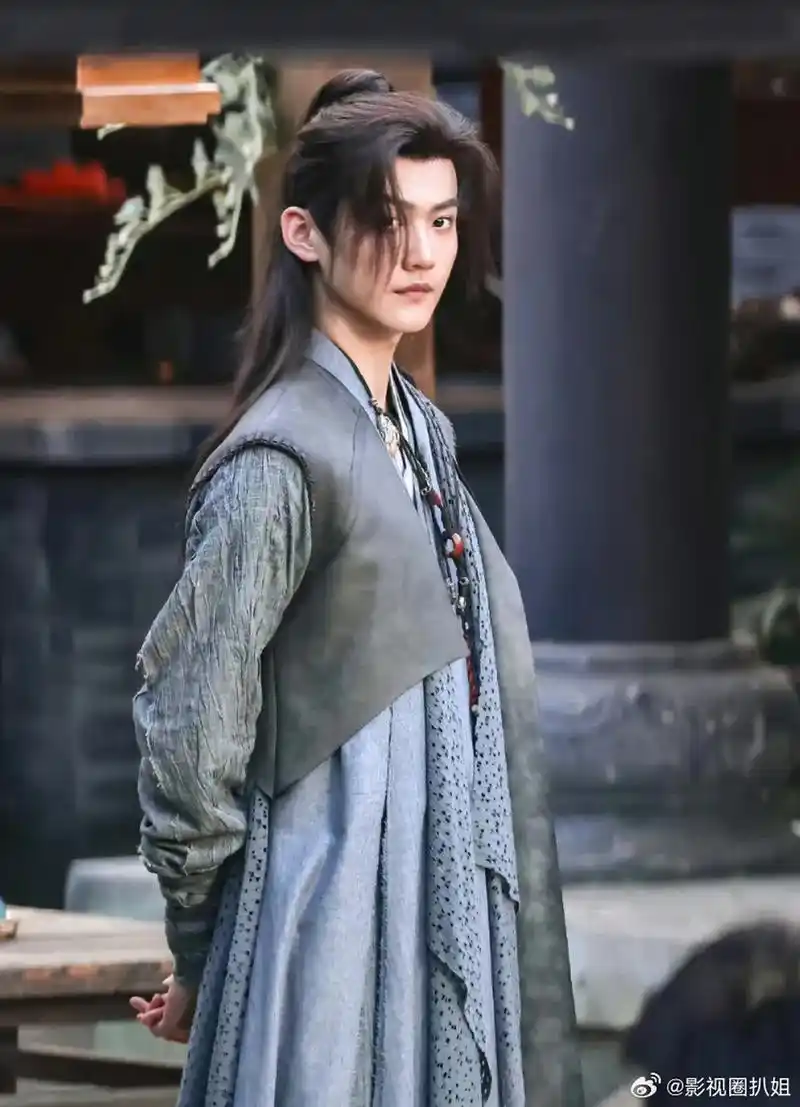 爱豆造型惊人!周柯宇《念无双》古装造型曝光,你敢评价吗?