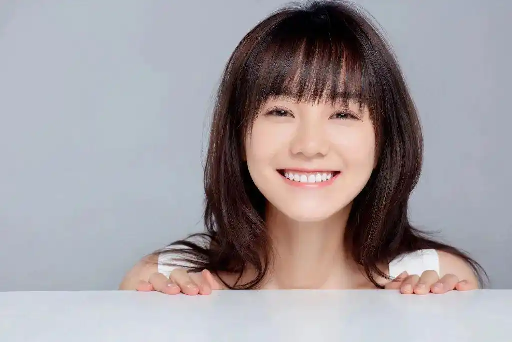 胡意旋的照片壁纸精选m