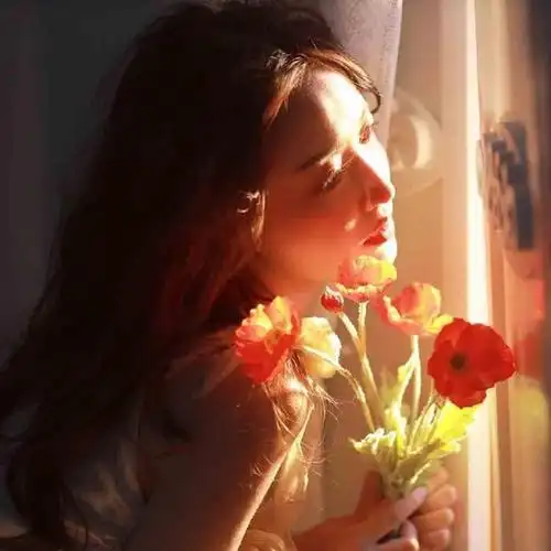 唯美意境真人女生头像,女生头像图片-回车桌面