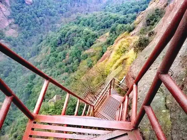 龟峰|被低估的5a景区    丹霞地貌形态万千有山有水  #江西旅行##龟峰