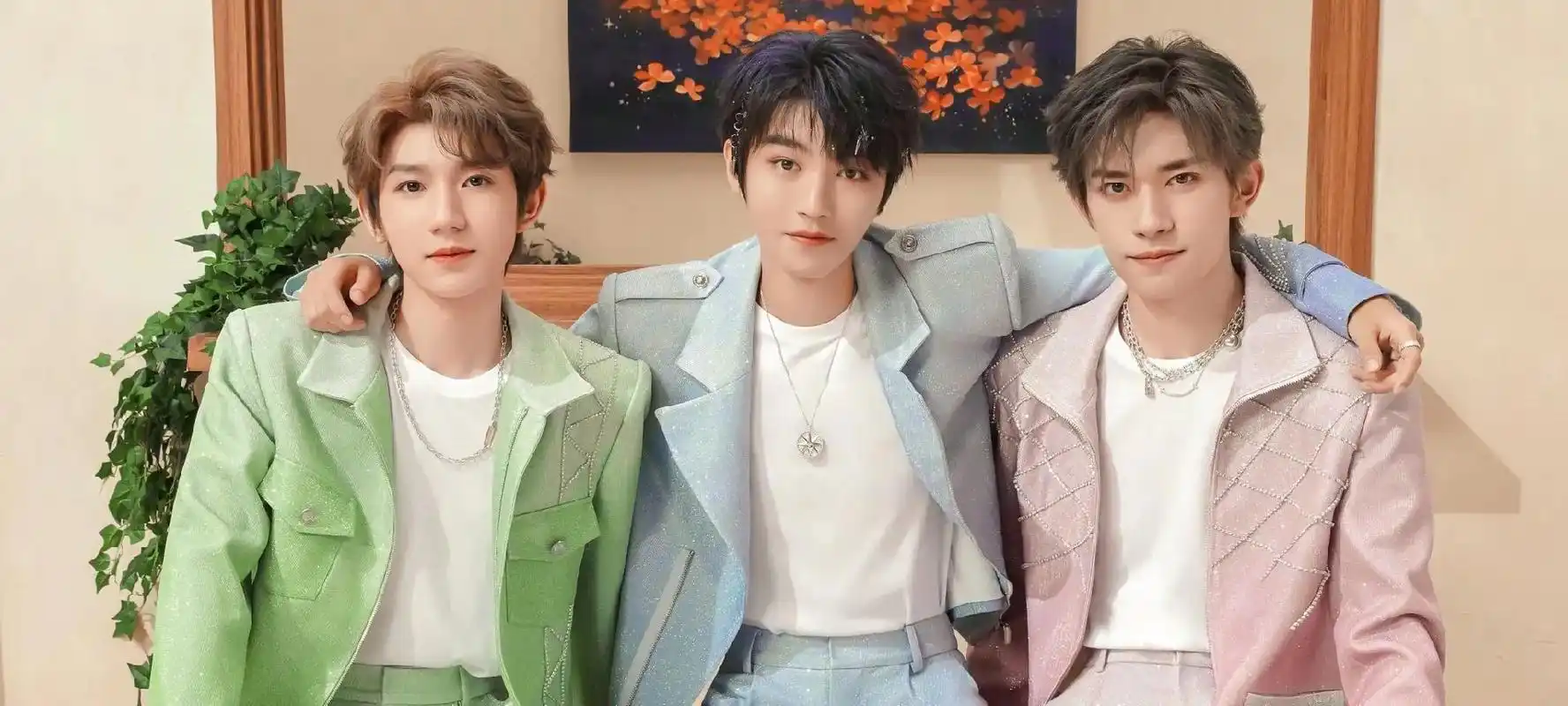 大爱tfboys六周年和十周年的这两张7815作为电脑桌面真的 - 抖音