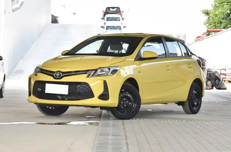 平价丰田车威驰fs,起售价8.58万的两厢车,买来入门到底香不香?