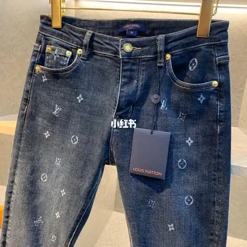lv女款修身牛仔裤