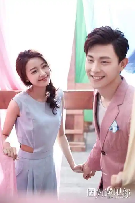 邓伦的女朋友(邓伦的女朋友照片)